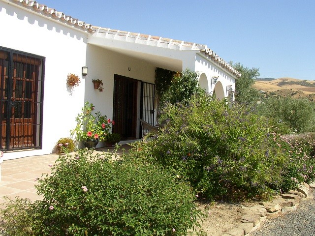 Villa - A very high specification..