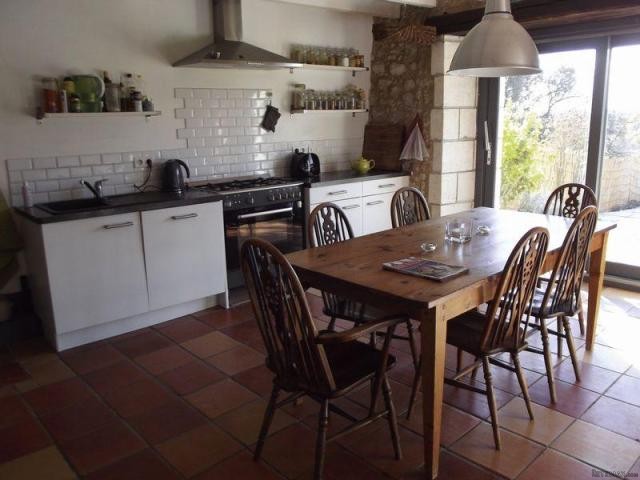 3 Bedroom Cottage For Sale - 2