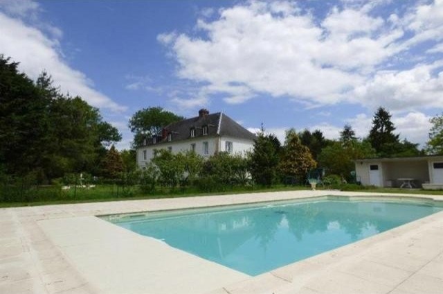 7 bedroom House For Sale: 60480 OISE - 2