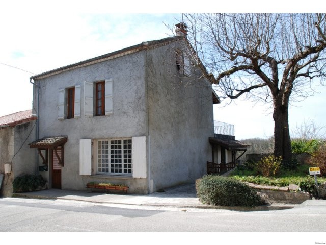 Charming Village Property With Stunning..