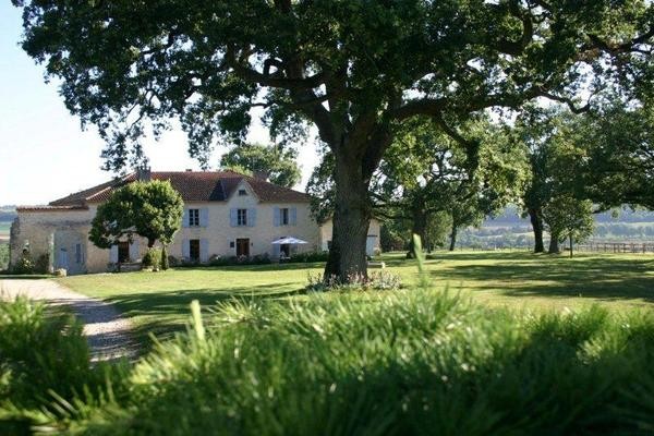 Mauvezin (Gers) - Character farmhouse..