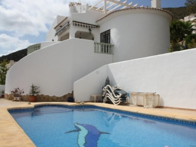4 Bedrooms - Villa - Alicante - For Sale - 2