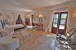 6 Bedrooms - Hotel - For Sale - 2