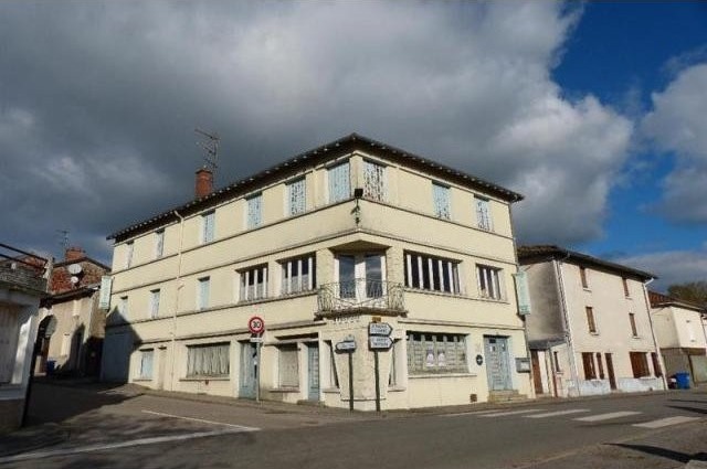 Commercial Property For Sale: 87590..
