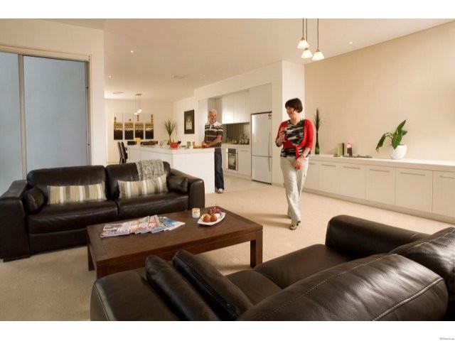 Mount Gilead Estate - Courtyard Home -.. - 2