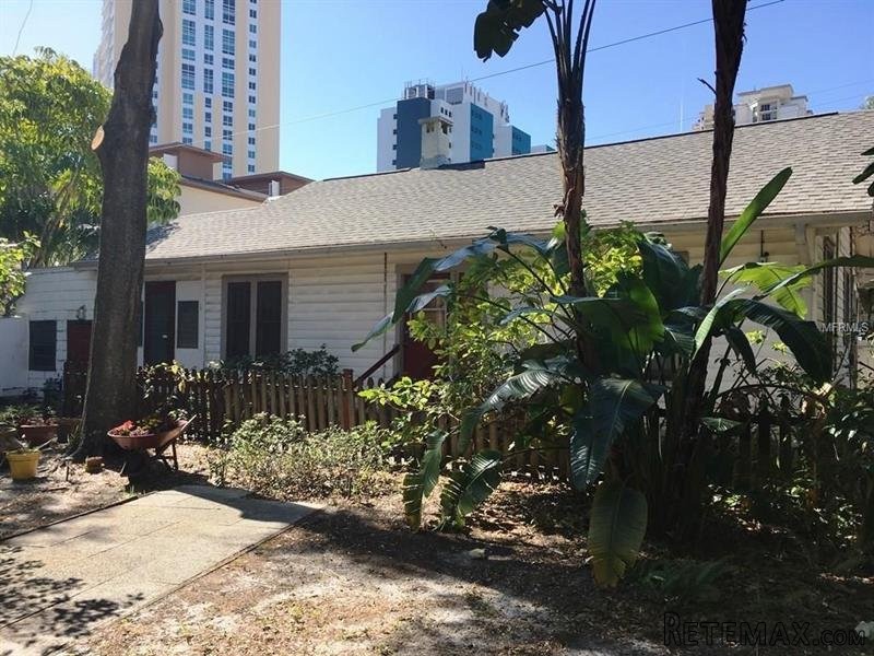 7 bedroom Property For Sale: 126 6TH.. - 2