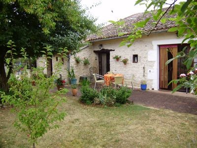 Detached Stone Property With Guest.. - 2