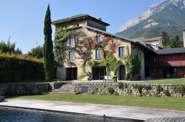 6 bedroom Character For Sale: 38180..