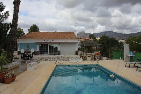 Spacious Villa Albatera Rf: JS 509