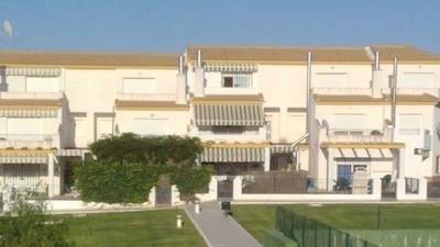 Town House - A large townhouse on three..
