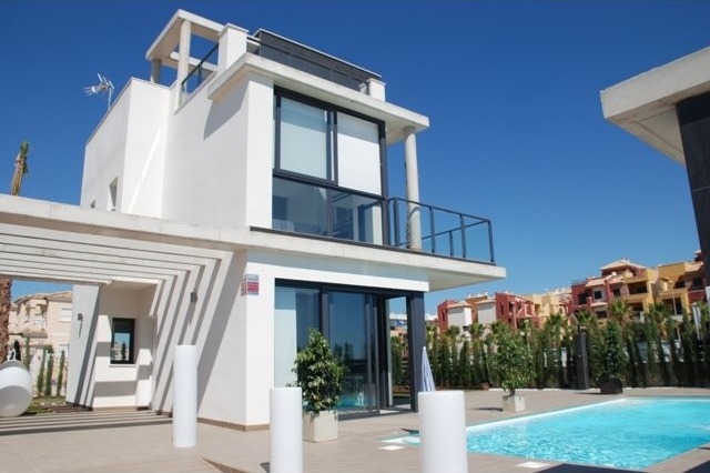 DETACHED VILLA
