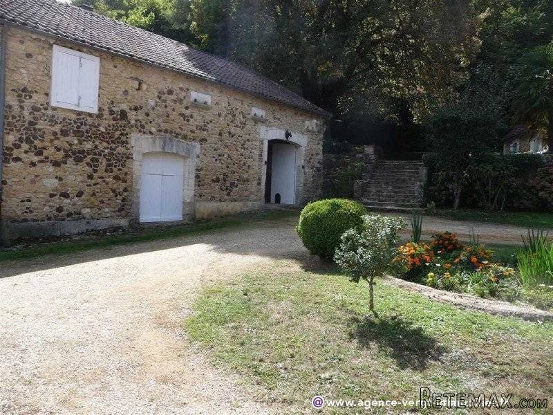 Beautiful House With Outbuildings.. - 2