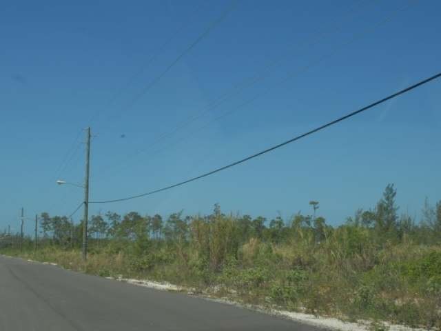 Singlefamilyvacant - Located between.. - 2