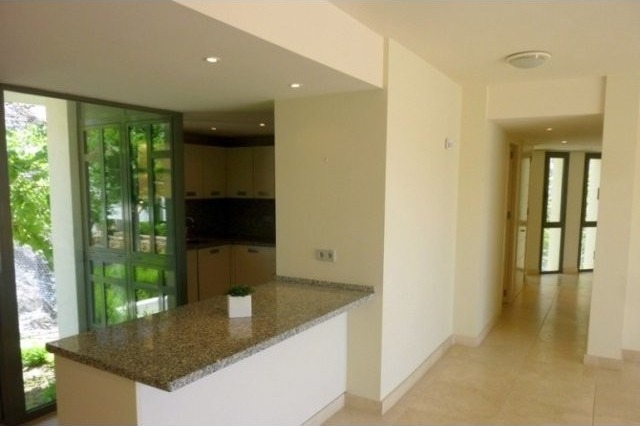 Lovely Second Floor Apartment in TEE 5.. - 2