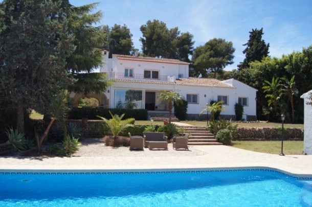 6 Bedrooms 5 Bathrooms Villa Javea -..