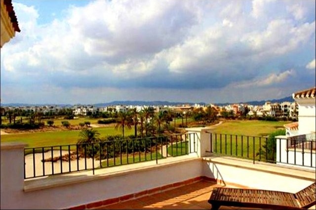 Penthouse on La Torre Golf Resort -..