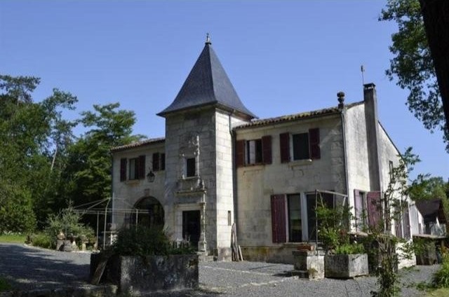 6 bedroom Character For Sale: 17350..