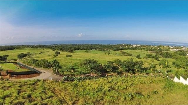 Property For Sale: Lancaster Ridge Lot..