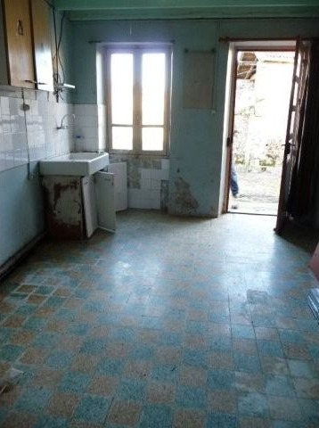 Rural House to Restore, Nice Location - 2