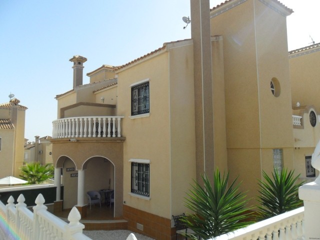 3 bedroom quad villa in El Galan
