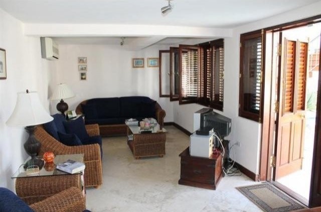 2 bedroom Property For Sale: Mango.. - 2