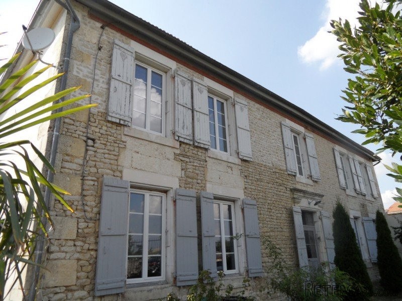 Well Renovated Stone House With Pretty..