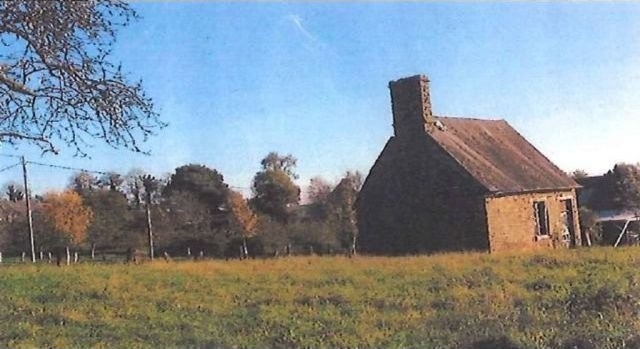 Notre Dame De Livoye - House For Sale