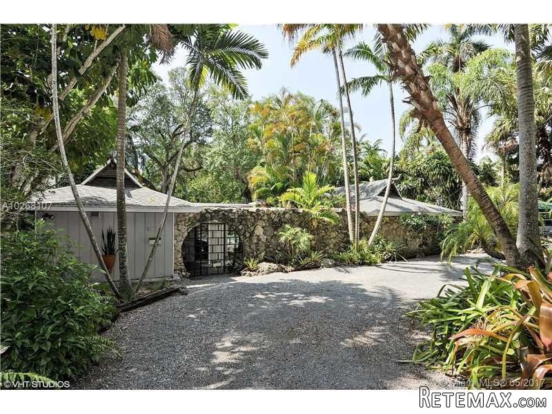3 bedroom House For Sale: 3670 Palmetto..