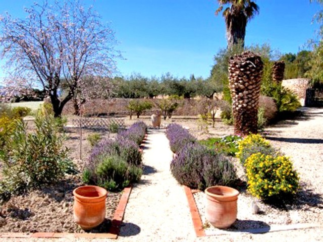 Lovely 5 bed Villa with Pool near.. - 2