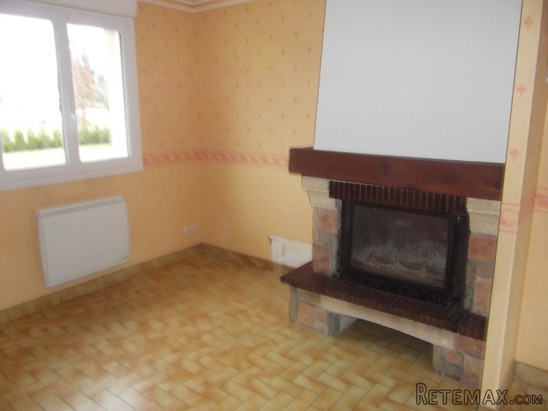 Traditional House with Nice Garden - 2
