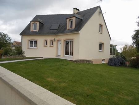 Spacious, Detached Modern House