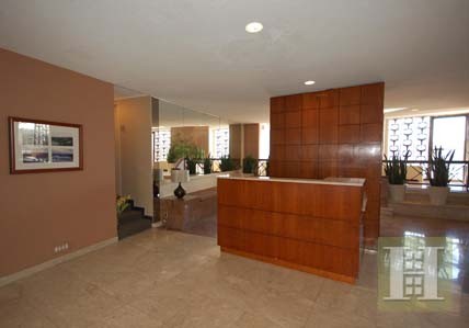 3 bedroom Apartment For Sale:..