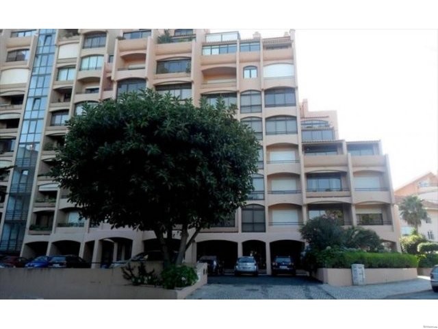 Beautiful Four Bedroom, Four Bath.. - 2