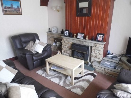 2 bedroom, Semi-detached Bungalow house.. - 2