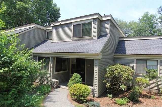3 bedroom Condominium For Sale: Somers..