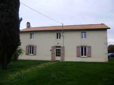 Large Detached 2 Bedroom House