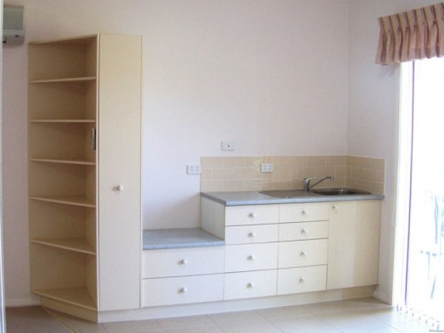 Spacious modern apartment with meals.. - 2