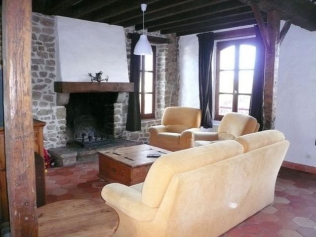 Stunning Village Manor House - 2