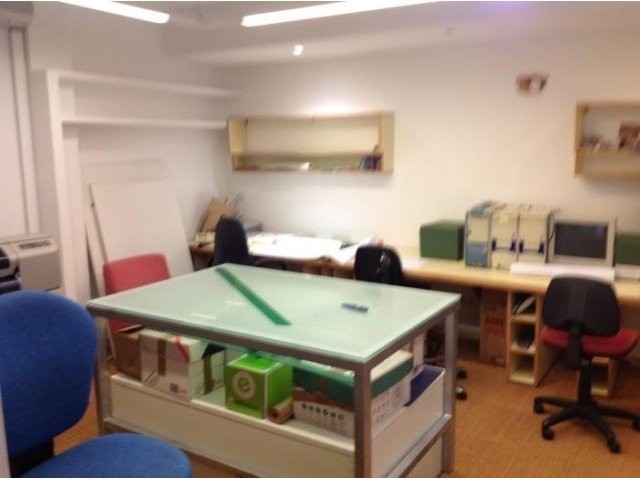 Commercial - Description OFFICE IN THE..