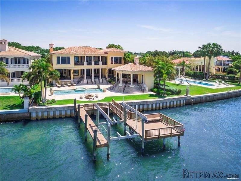 5 bedroom Property For Sale: 88..