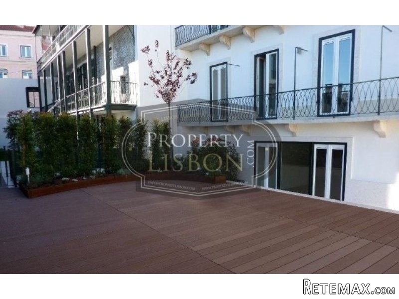 Brand New Duplex T3 Lisbon, Apartment