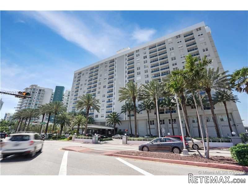 1 bedroom Flat For Sale: 6770 Indian.. - 2