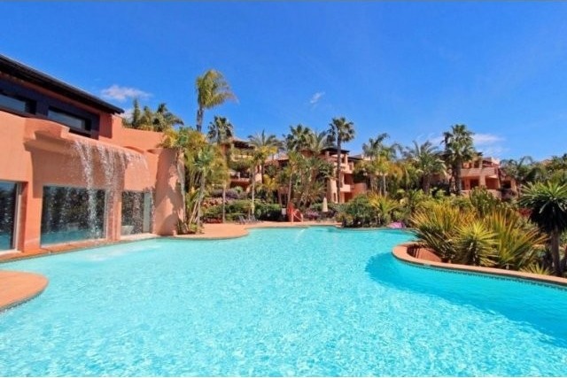 Best Priced Penthouse in Mansion Club