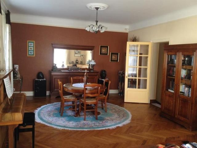5 bedroom Town House For Sale: 79000.. - 2