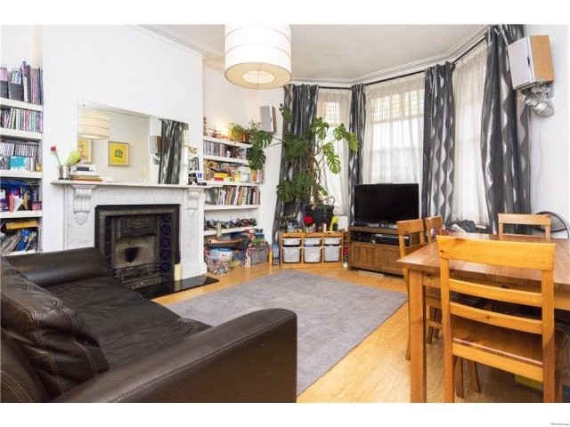 Thistlewaite Road, E5 - 2