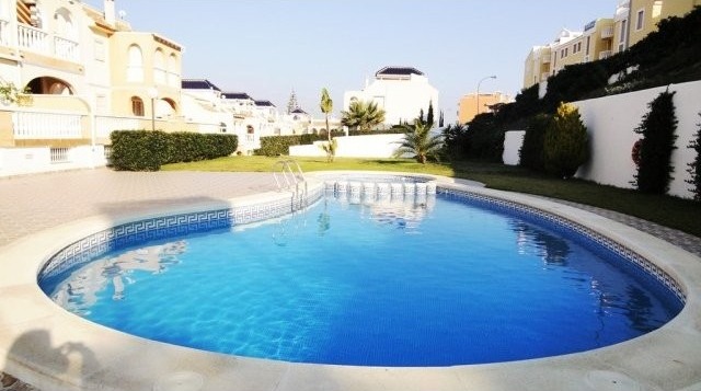 Duplicate of LOVELY TOP FLOOR APARTMENT