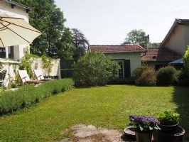 Charming Detached House and Garden