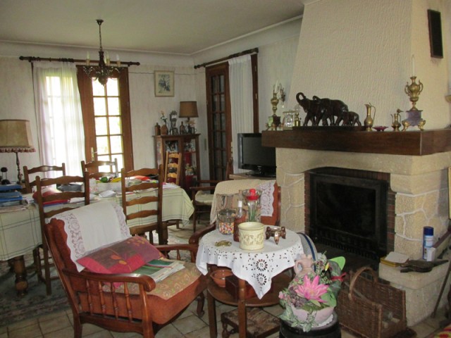 Detached Bungalow With Outbuildings - 2