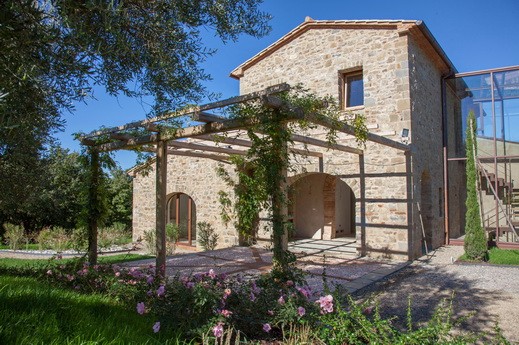 4 bedroom House For Sale: Piegaro..