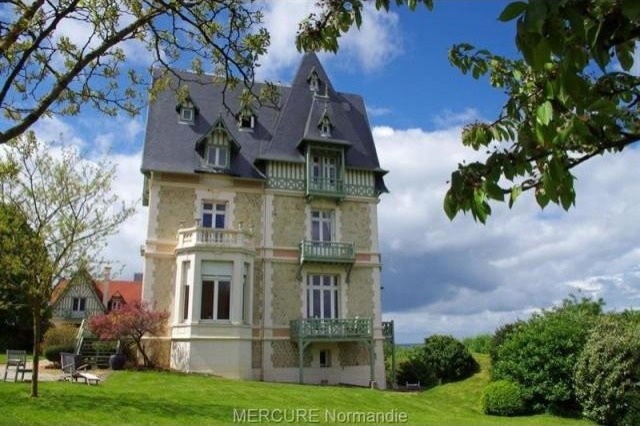 9 bedroom House For Sale: 14910.. - 2